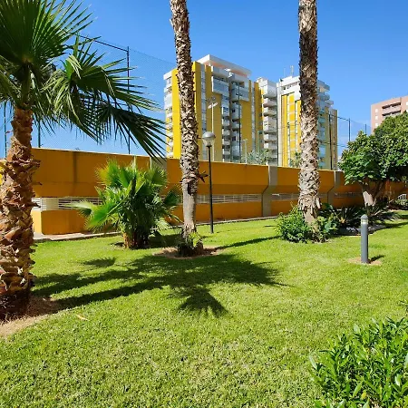 Global Properties, Con Buenas Vistas En Canet Playa *